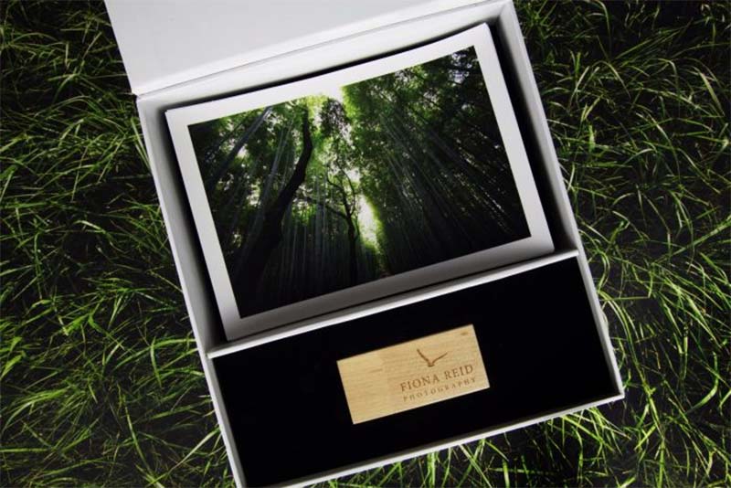 Photography box with wooden usb stick